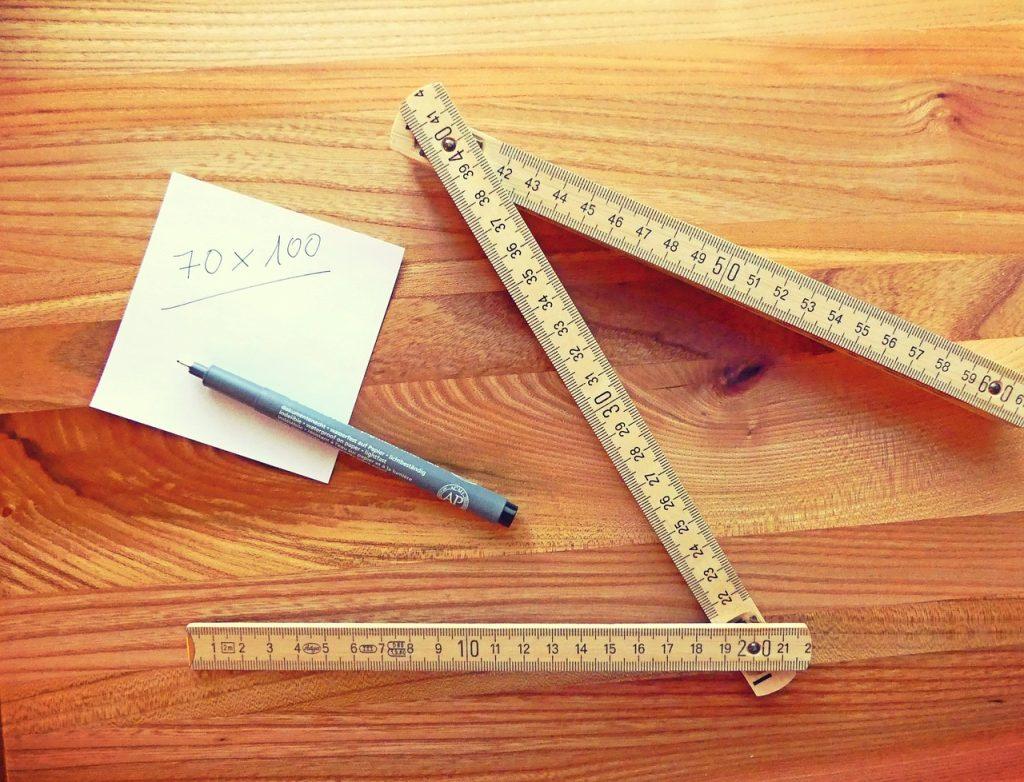 Pros and cons of knowing centimeters to inches conversion